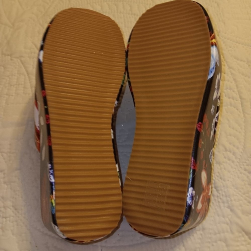 Floral Print Espadrilles NWOT Size 7.5 Sandal Shoe Sparkle - Picture 7 of 7